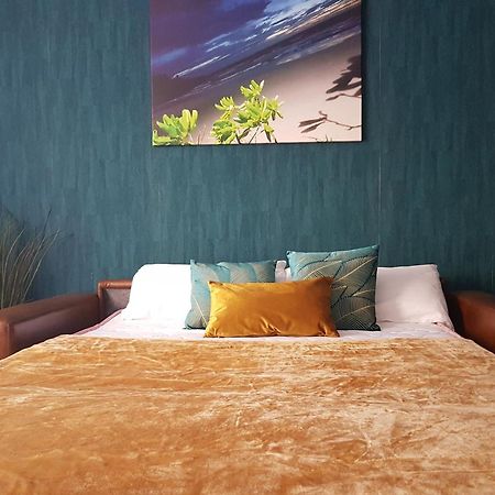 A Space That Feels Like Home With Private Parking 马拉加 外观 照片