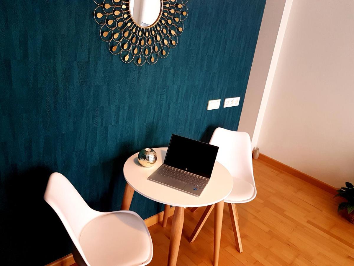 A Space That Feels Like Home With Private Parking 马拉加 外观 照片