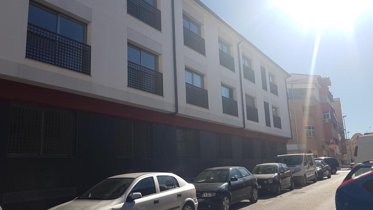 A Space That Feels Like Home With Private Parking 马拉加 外观 照片